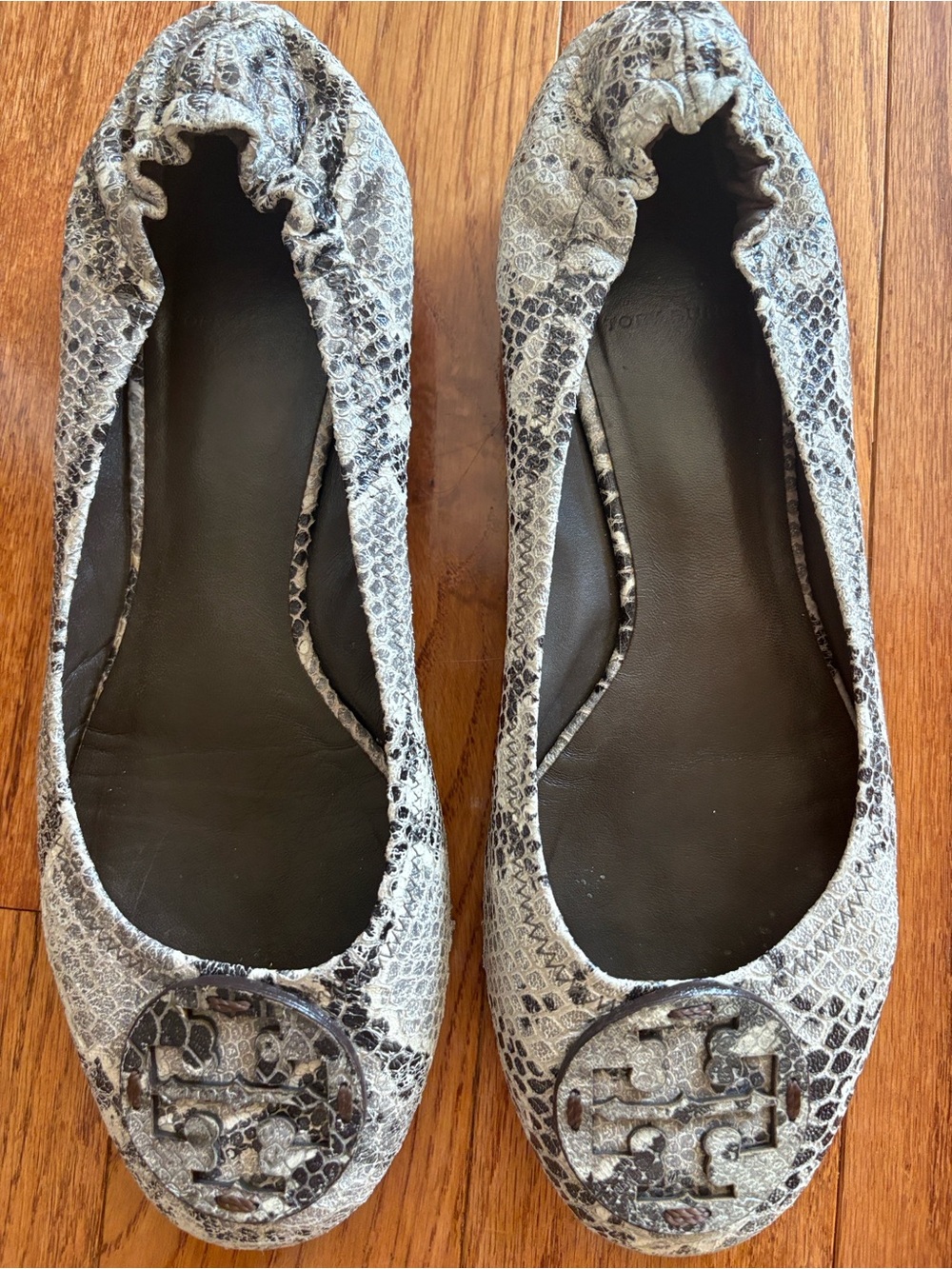 Tory Burch snakeskin ballet flats - Picture 2 of 12